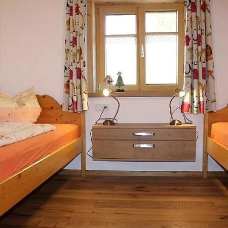 Panoramahof Monika Kennerknecht Farm stay Akams