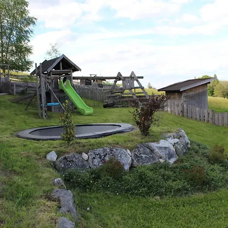 Panoramahof Monika Kennerknecht Farm stay Akams